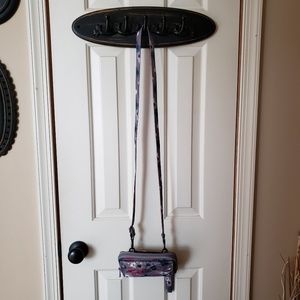 💯 Lug Bag/Crossbody/Wallet/Clutch.